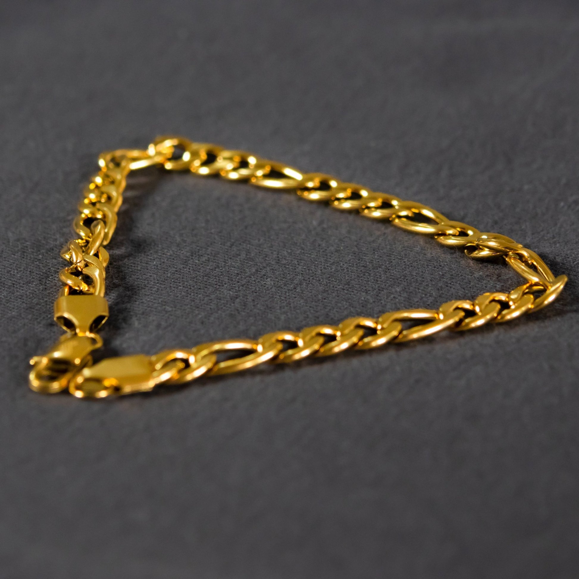 Combo Cartier Hombre - Cadena Cartier de Eslabón Plano con Acabado Italiano + Pulsera Cartier de Regalo, con Cierre Invisible - Lioro