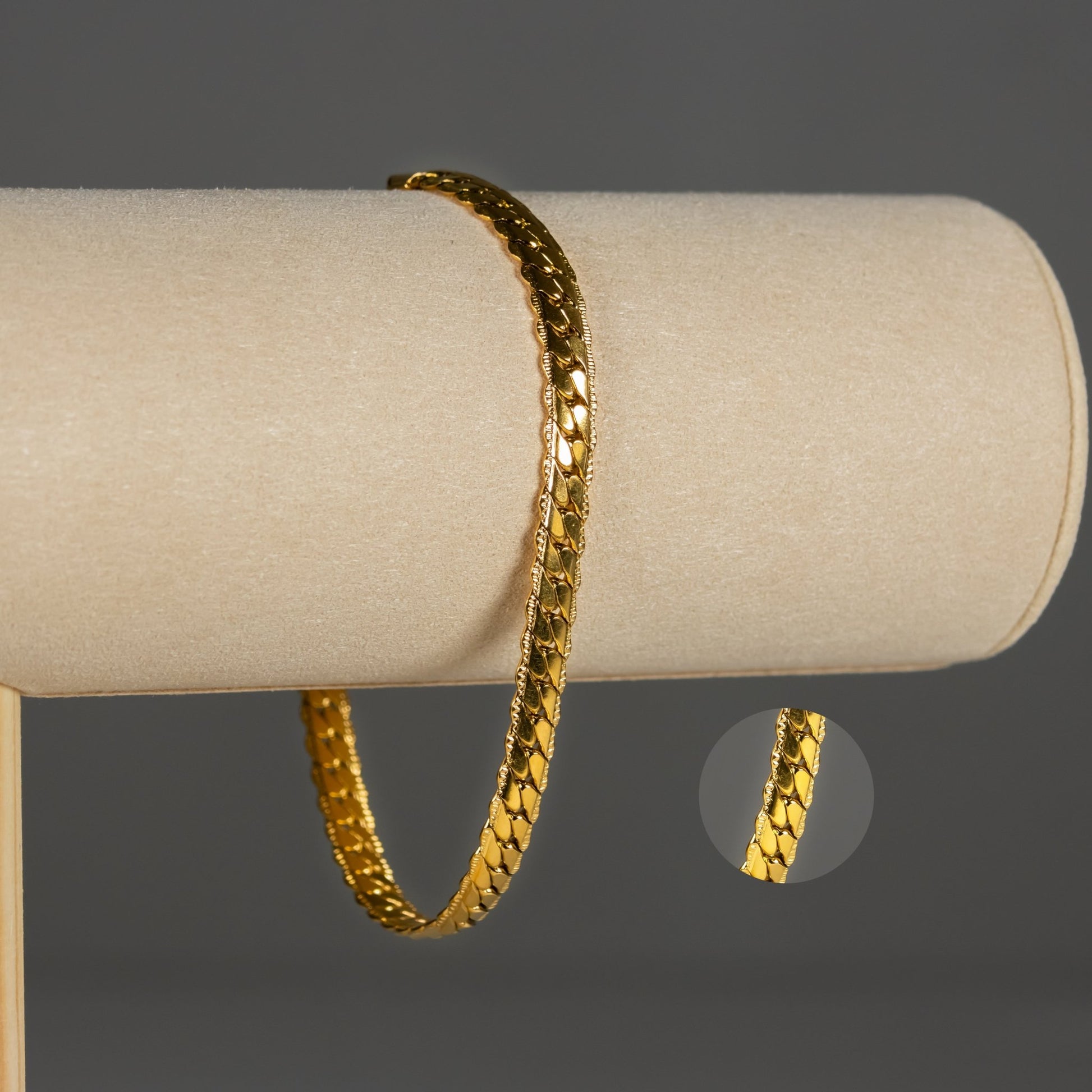Combo Grabada Hombre - Cadena para Hombre con Grabado Profundo y Resistencia al Desgaste + Pulsera Grabada de Regalo, con Diseño a Juego y Ajuste Cómodo - Lioro