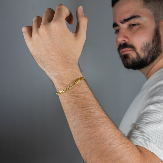 Combo Grabada Hombre - Cadena para Hombre con Grabado Profundo y Resistencia al Desgaste + Pulsera Grabada de Regalo, con Diseño a Juego y Ajuste Cómodo - Lioro